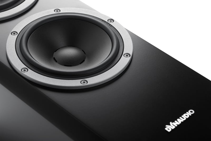 Xeo 4 & Xeo 6 - STEREO Magazine